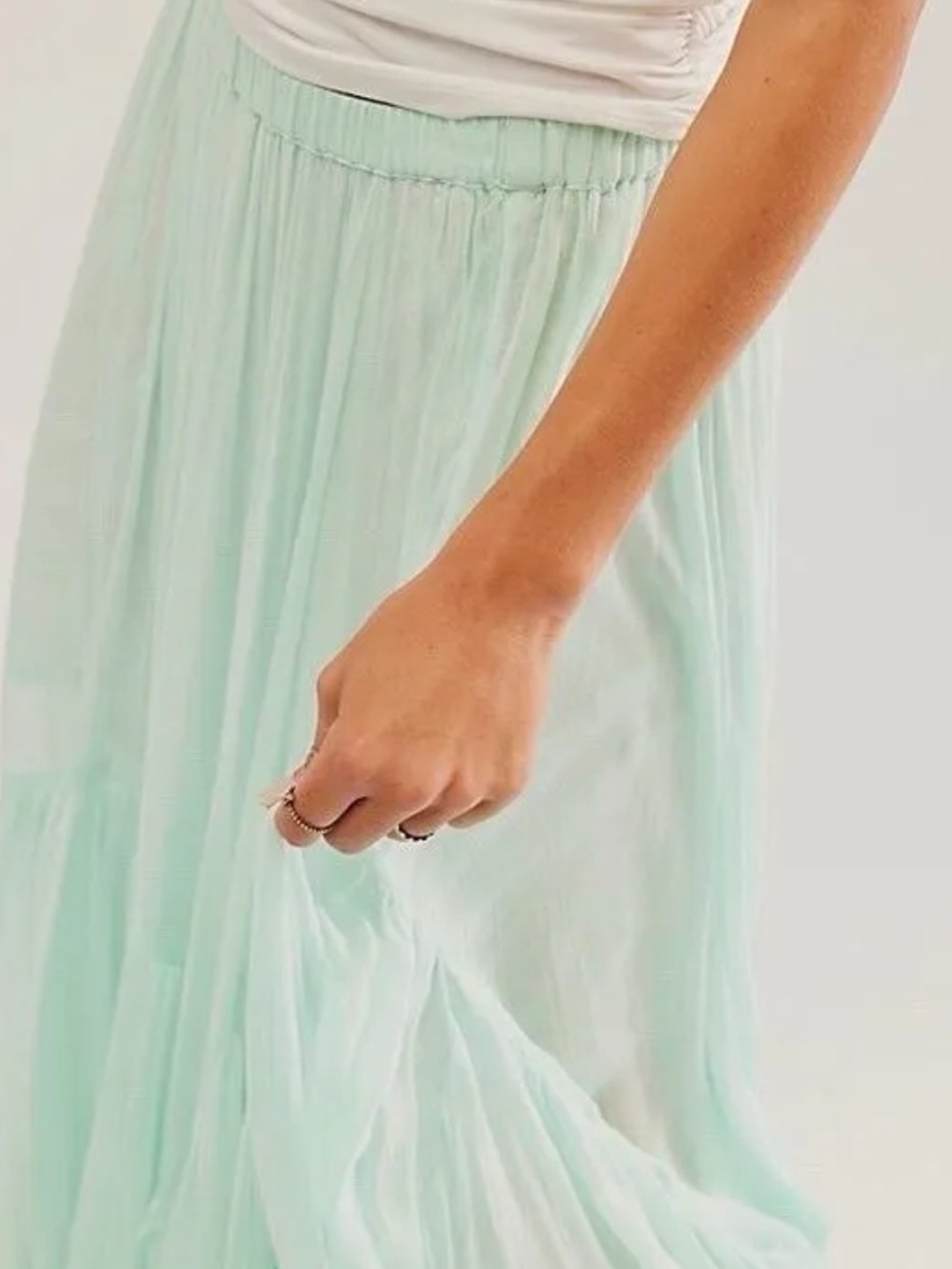 FP One Clover Skirt Asymmetrical Tiered Bottom XS NWOT - Picture 4 of 9